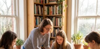 Crochet Classes: Where to Actually Find Good Ones (Free, Paid, and In-Person) crochet classes